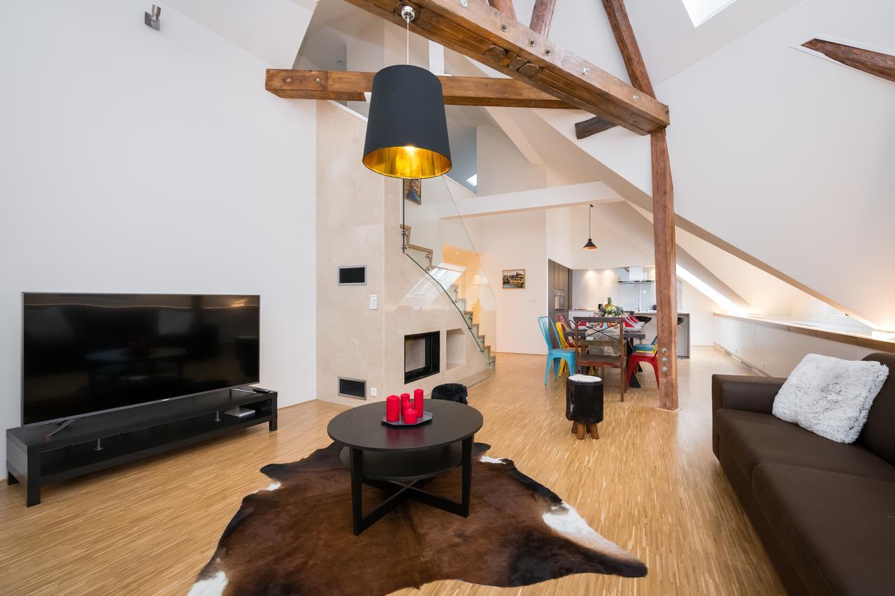 Love To Live Apartments Praha Eksteriør bilde